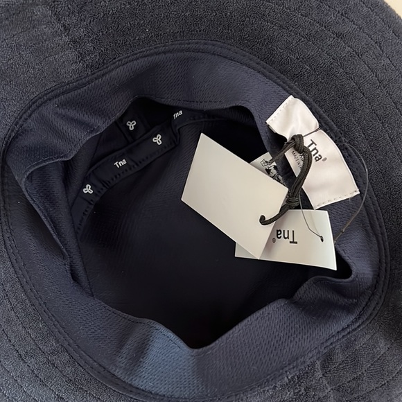 Aritzia terry bucket hat size xs/s new - Picture 4 of 5